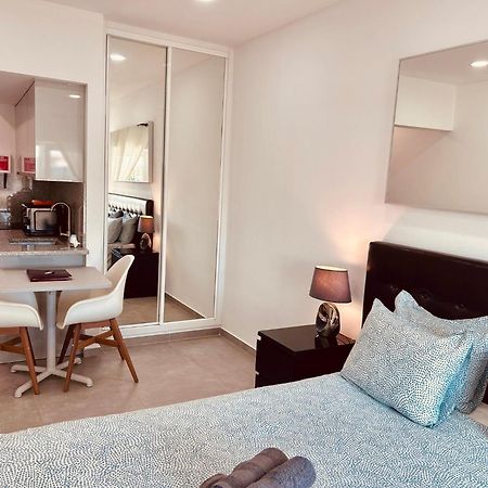 Central Lagos Apt With Marina Views Near Beaches Екстер'єр фото