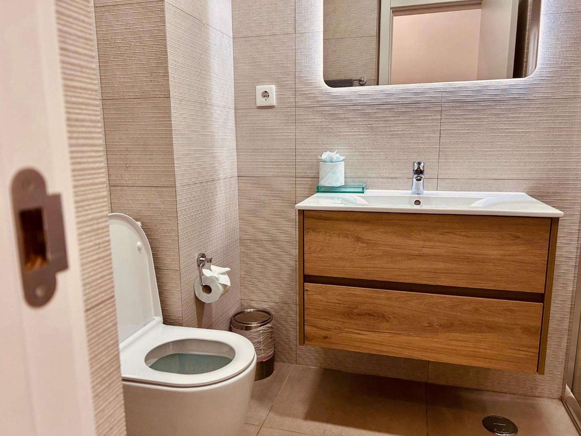 Central Lagos Apt With Marina Views Near Beaches Екстер'єр фото